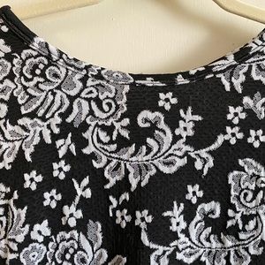 LuLaRoe Amelia Pocket Dress black and white floral